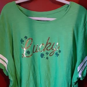 "Lucky" great St Patrick's Day tee size 26/28